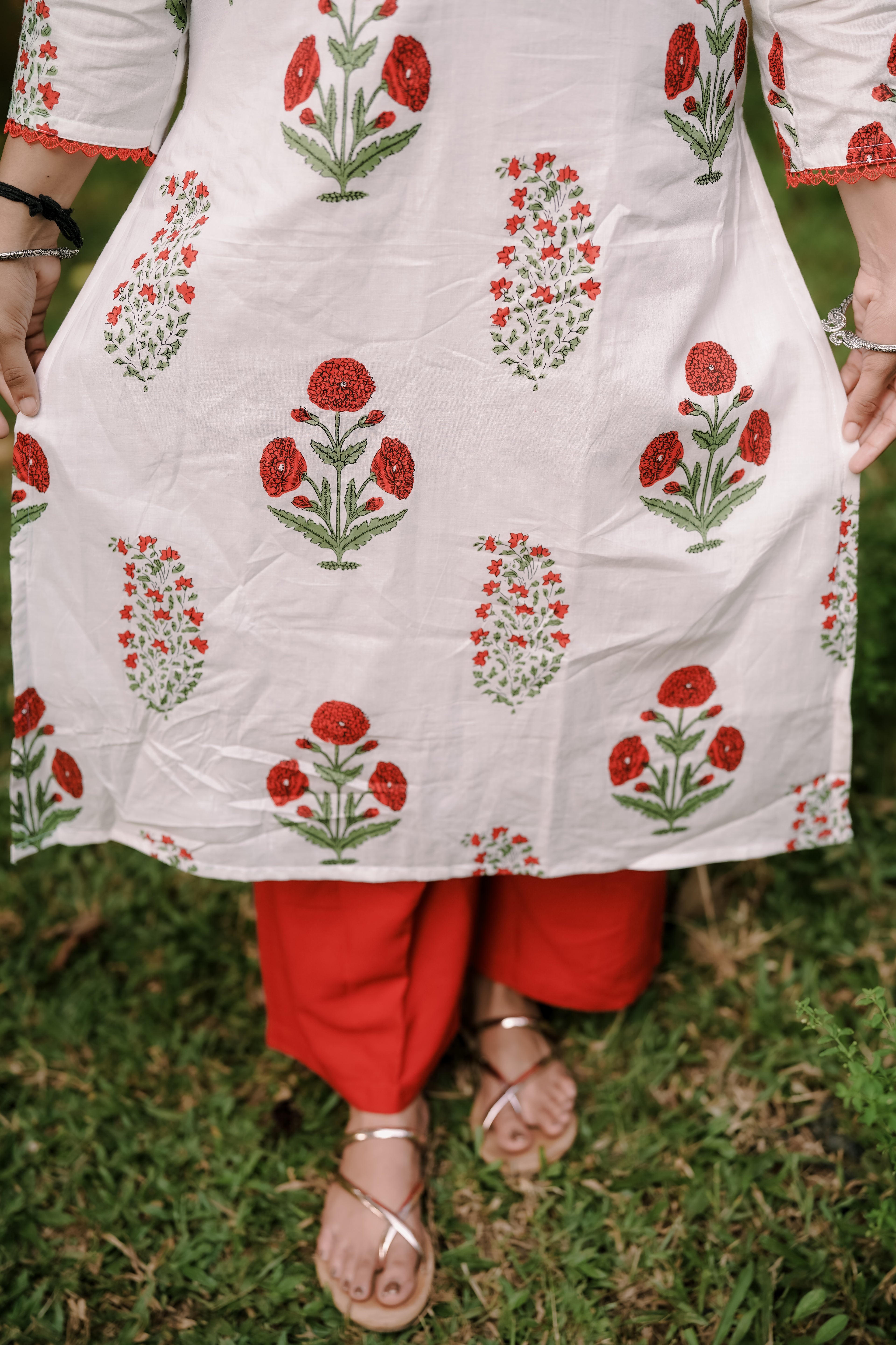 The Gulmohar V Neck Kurtha Set